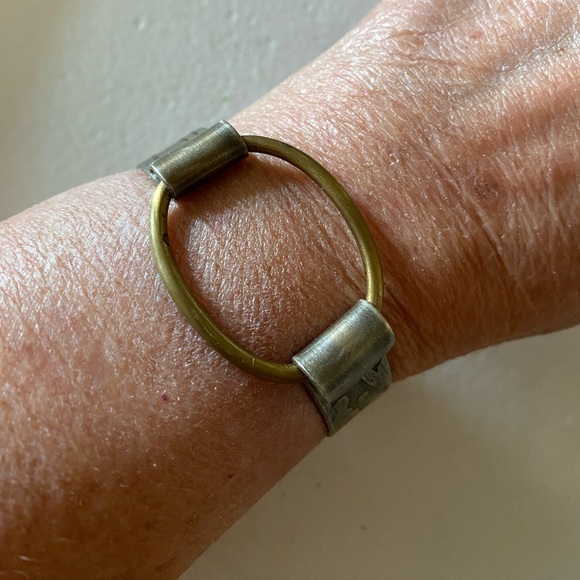 Bronze Embossed Latch Bracelet - Picture 10 of 10